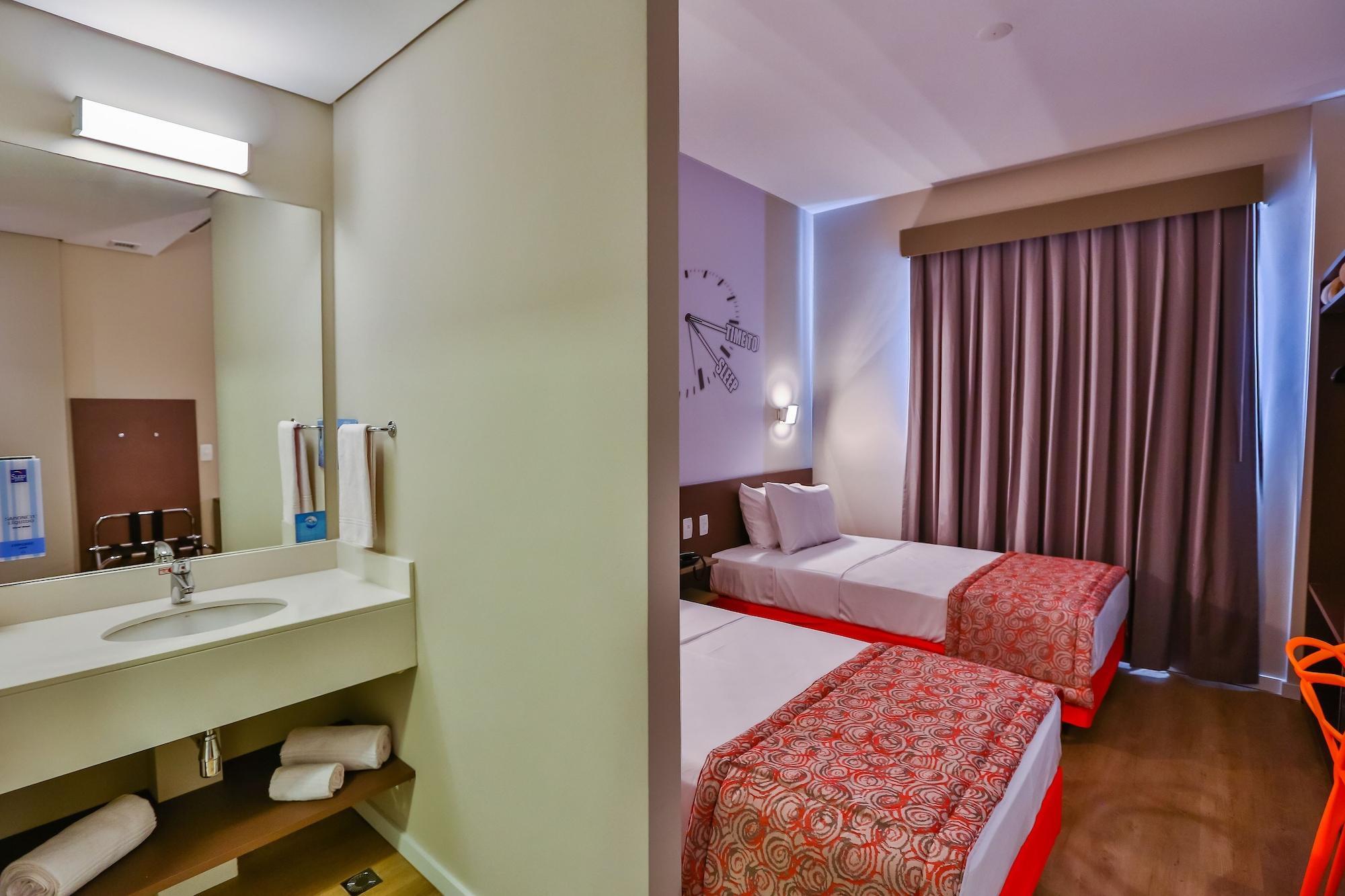 Summit Suites Hotel Pindamonhangaba Esterno foto