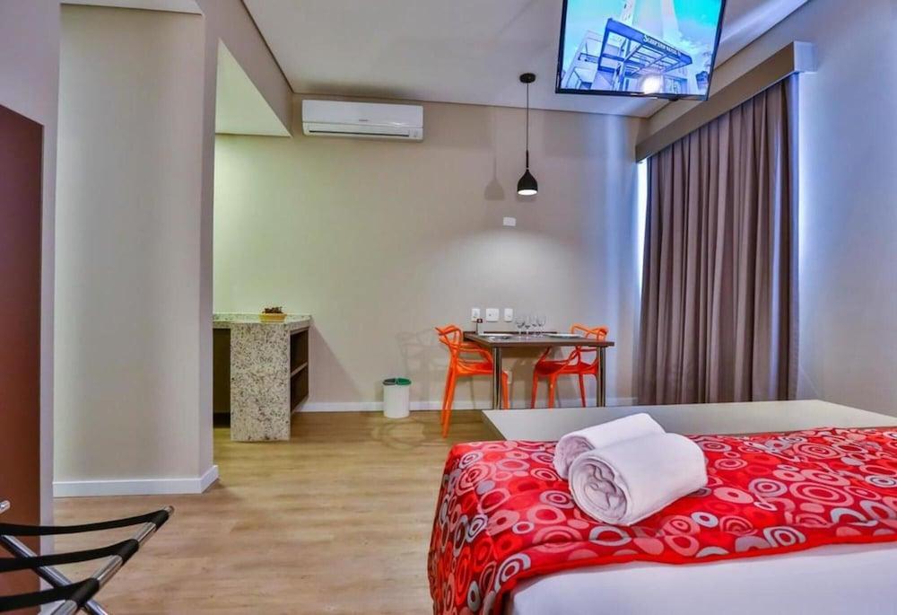 Summit Suites Hotel Pindamonhangaba Esterno foto