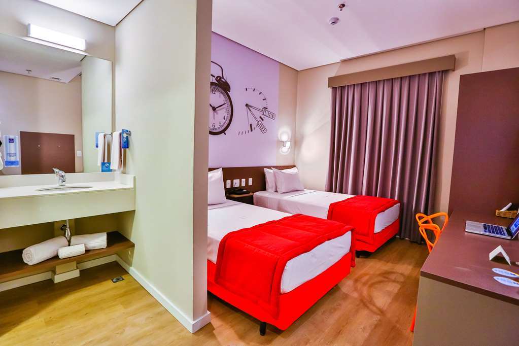 Summit Suites Hotel Pindamonhangaba Camera foto